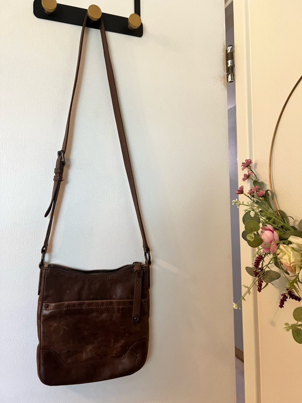 Frye -Melissa Swing Italian Leather Crossbody